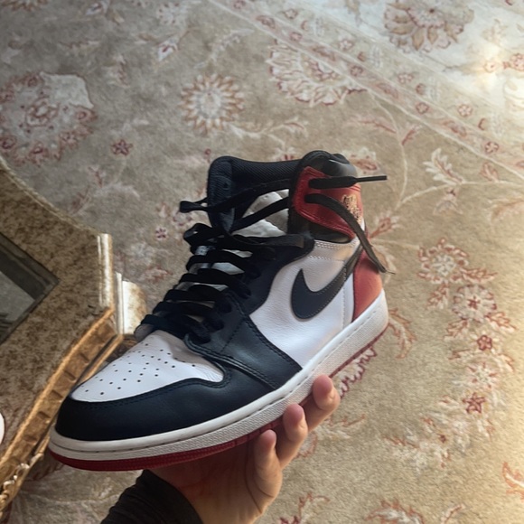 Jordan 1 Black toe - very good condition. - Picture 3 of 6